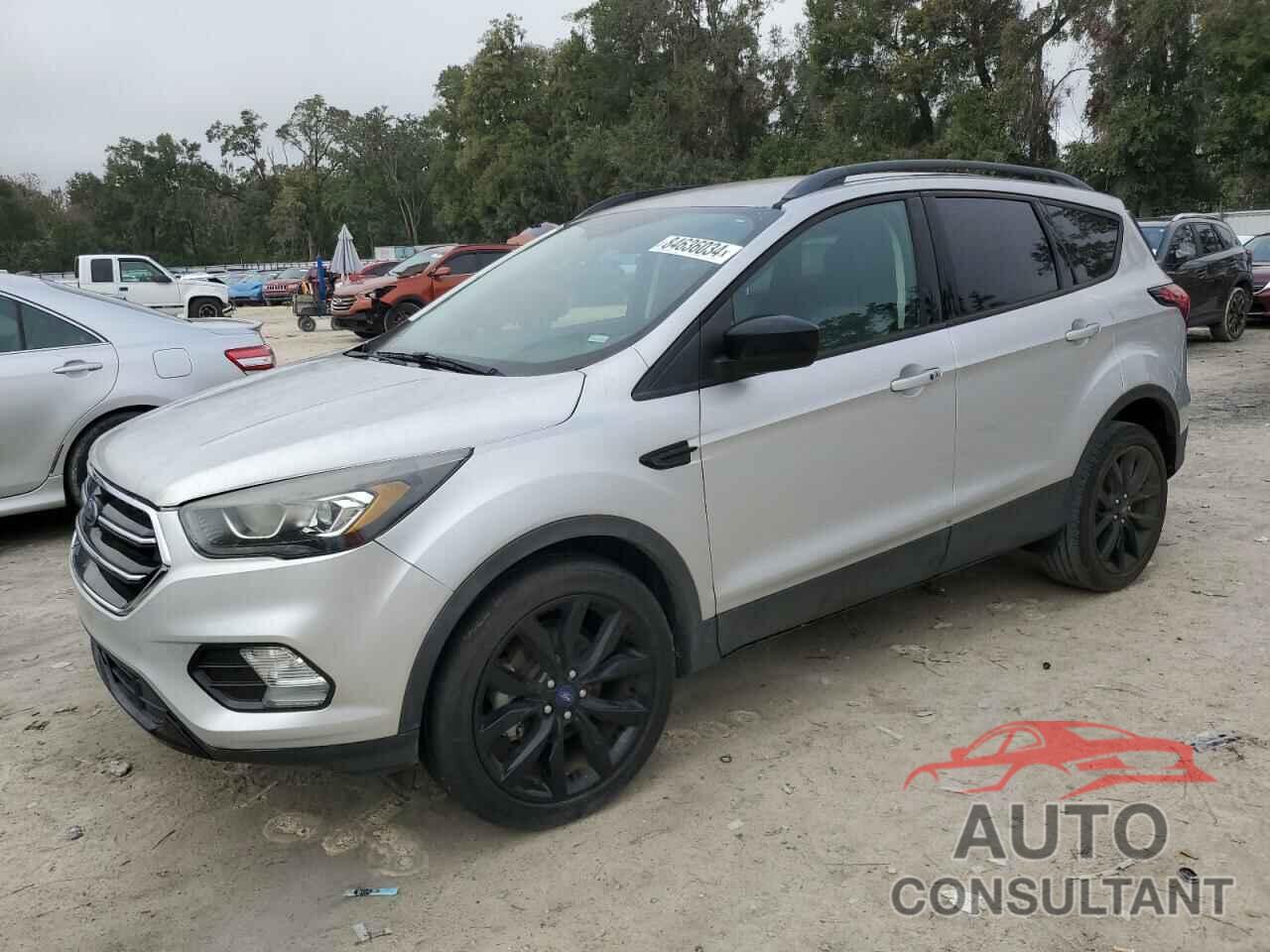 FORD ESCAPE 2019 - 1FMCU0GDXKUB10152