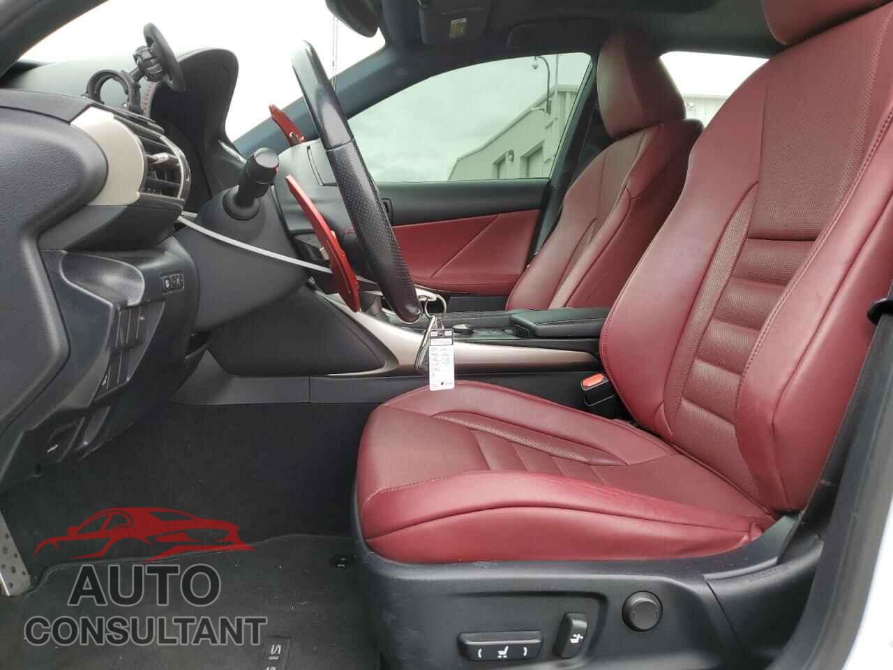 LEXUS IS 2016 - JTHBA1D2XG5008223