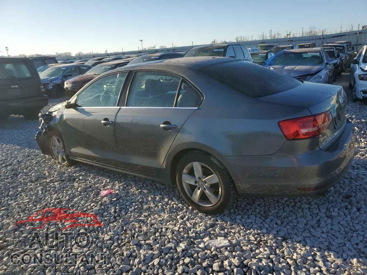 VOLKSWAGEN JETTA 2017 - 3VW2B7AJ9HM273494