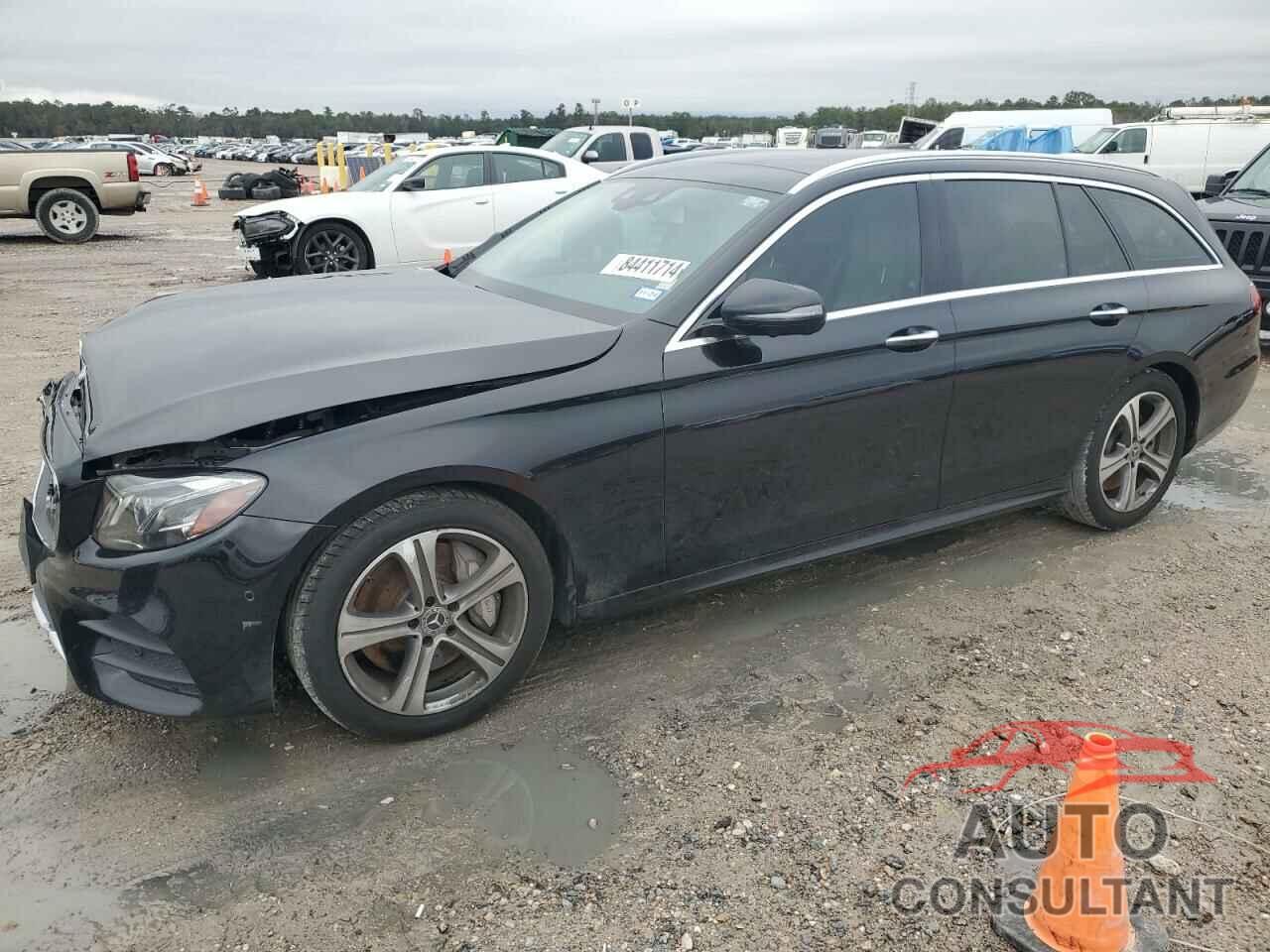 MERCEDES-BENZ E-CLASS 2019 - WDDZH6JB6KA591649