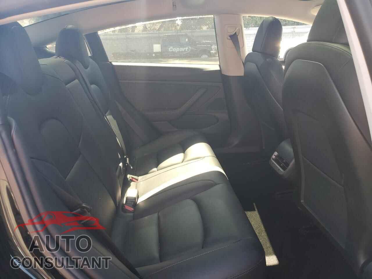TESLA MODEL 3 2019 - 5YJ3E1EA8KF421054