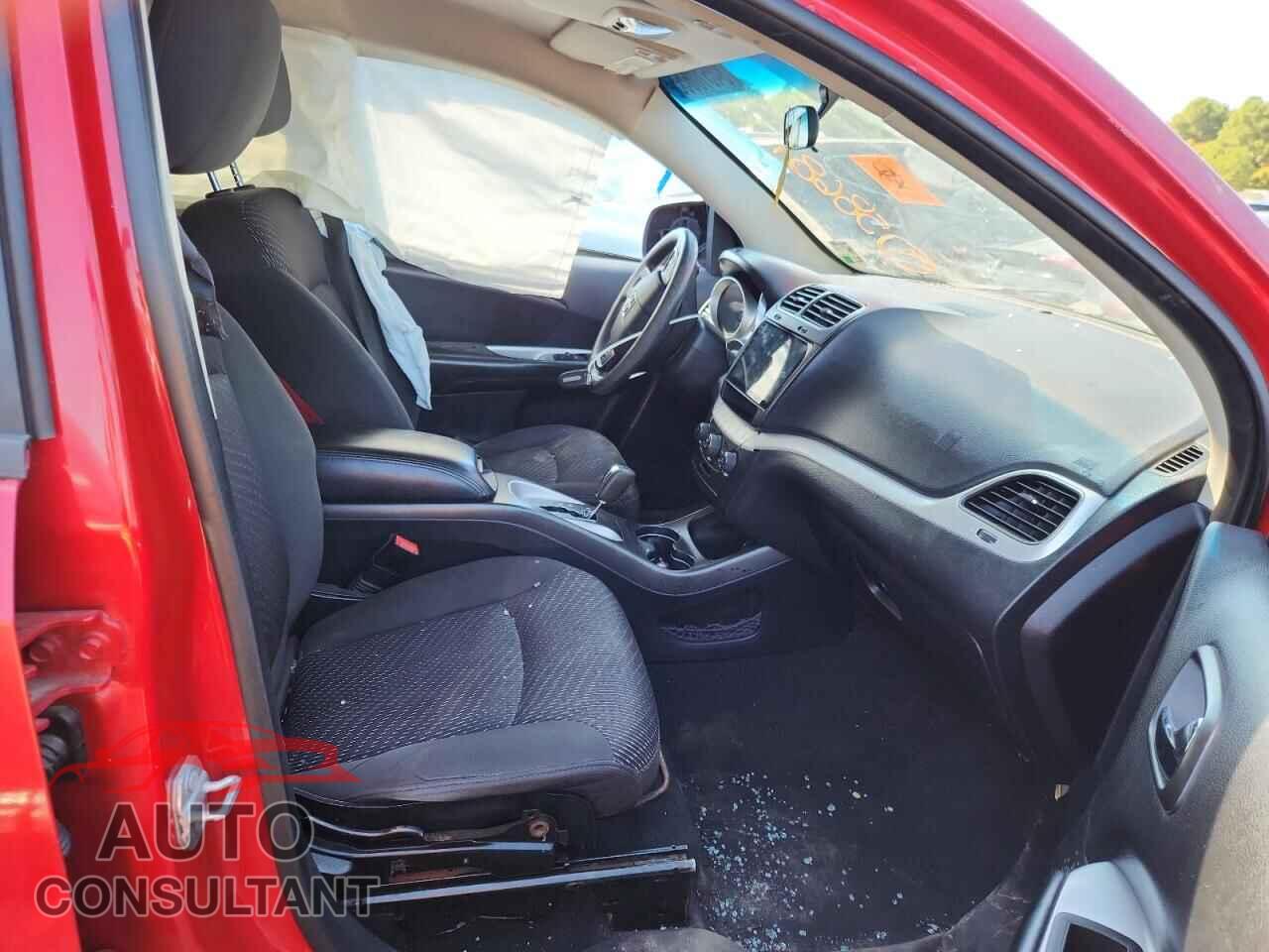 DODGE JOURNEY 2015 - 3C4PDCBB1FT586819