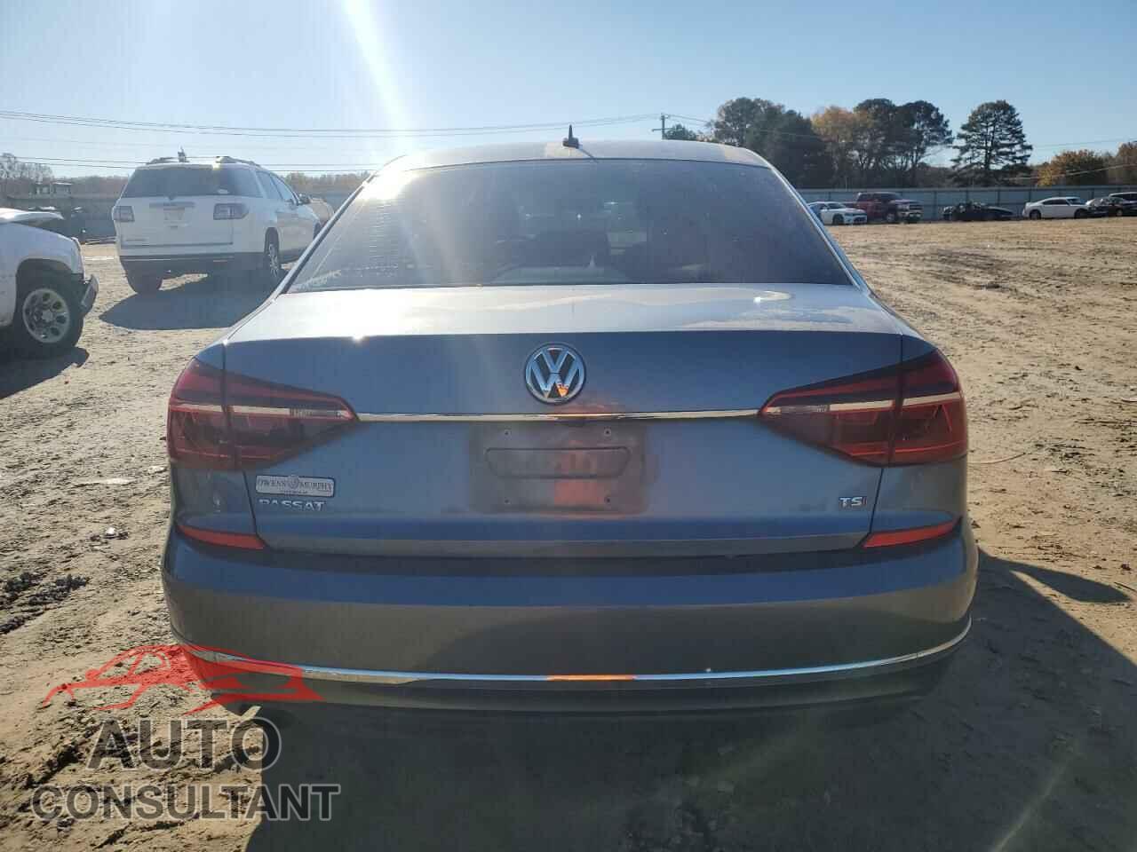 VOLKSWAGEN PASSAT 2017 - 1VWAT7A38HC009405