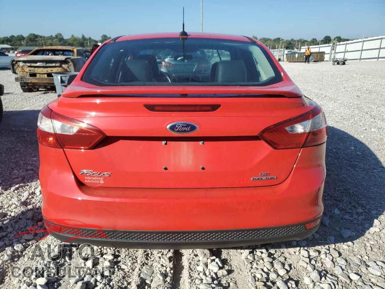 FORD FOCUS 2013 - 1FADP3F26DL145609