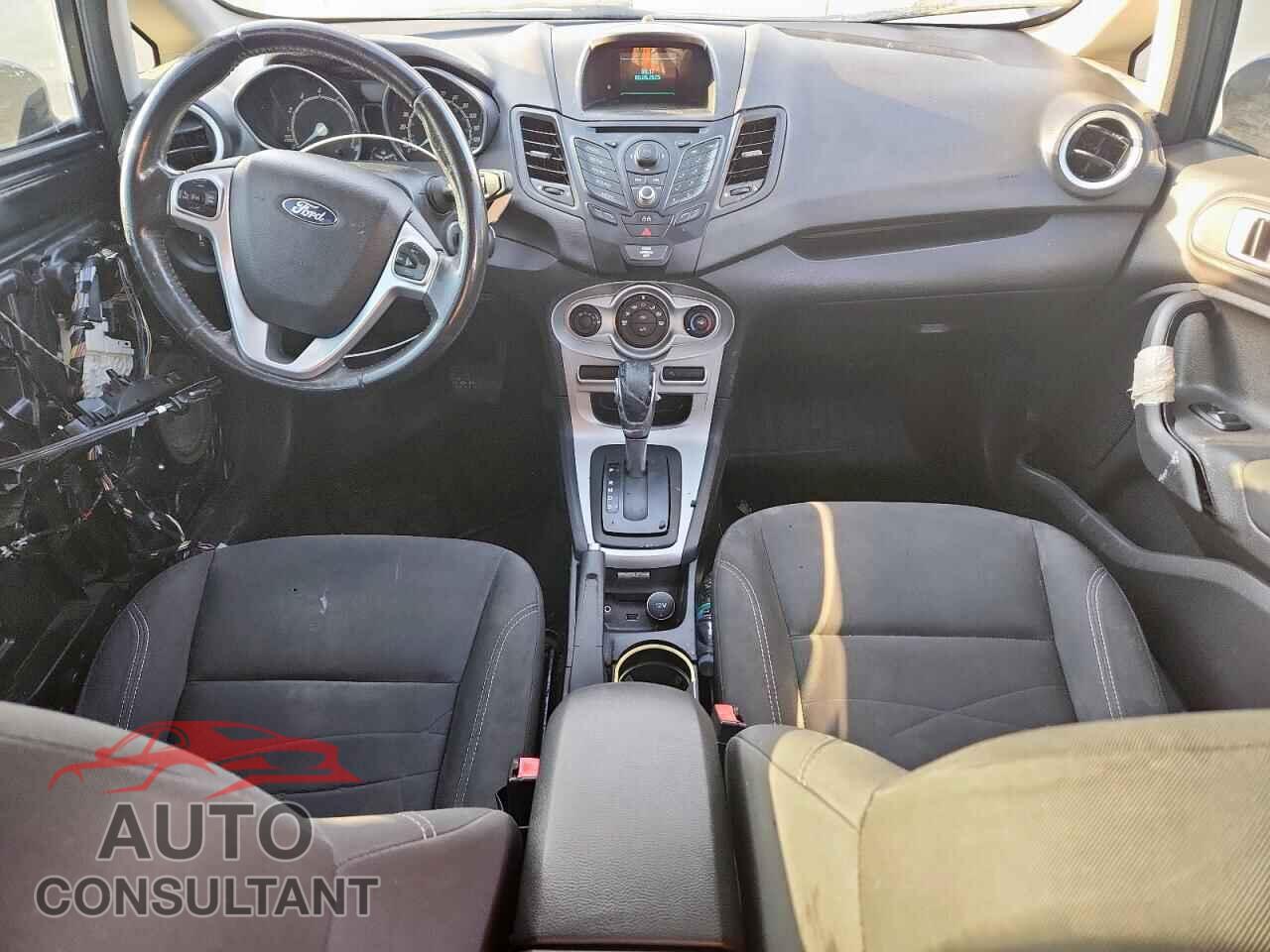 FORD FIESTA 2014 - 3FADP4EJ4EM163752