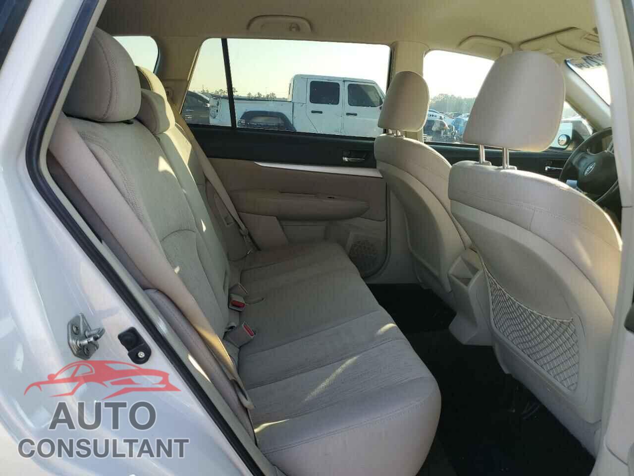 SUBARU OUTBACK 2013 - 4S4BRCBC8D3232580
