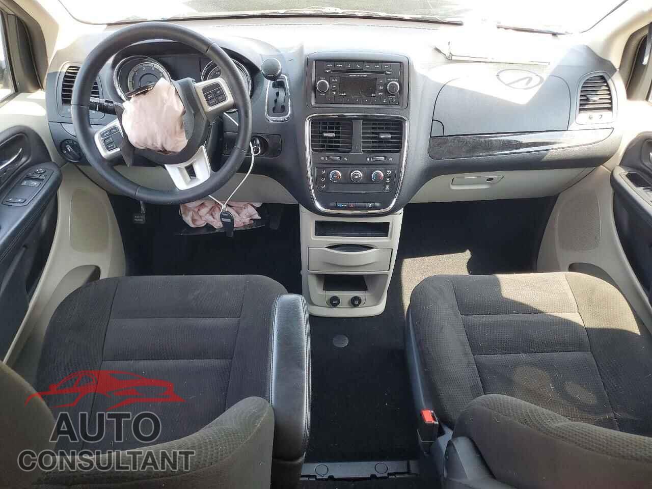 DODGE CARAVAN 2015 - 2C4RDGBG4FR750661