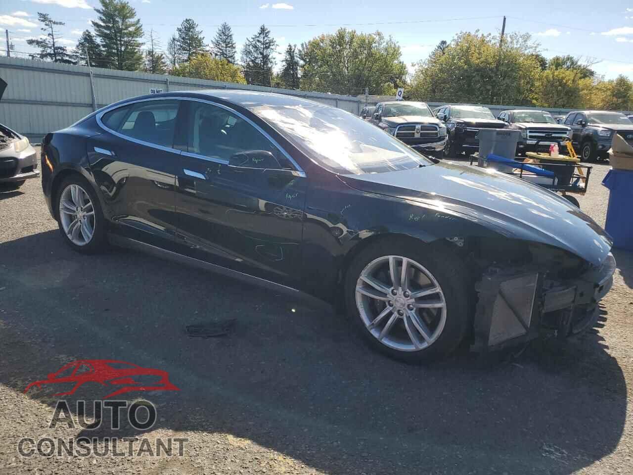 TESLA MODEL S 2015 - 5YJSA1S2XFF096790