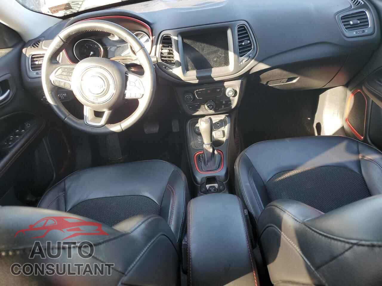 JEEP COMPASS 2019 - 3C4NJDDB0KT702783