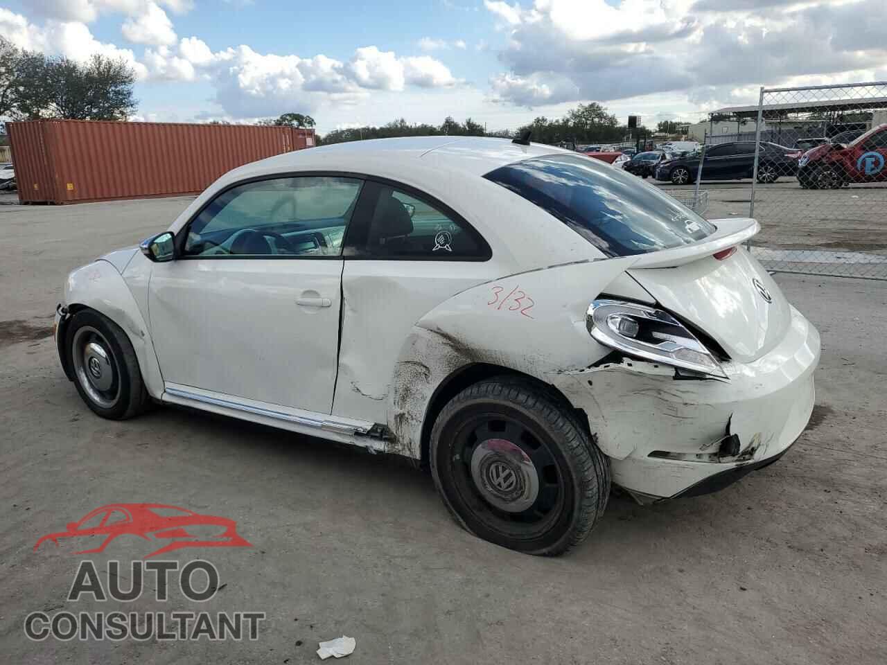 VOLKSWAGEN BEETLE 2012 - 3VWJP7ATXCM606633