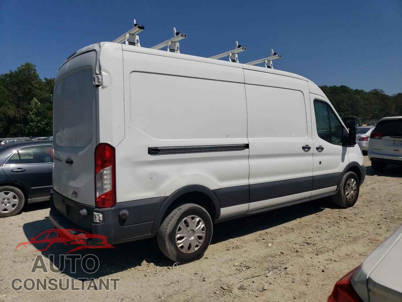 FORD TRANSIT 2017 - 1FTYR2CM2HKB53143