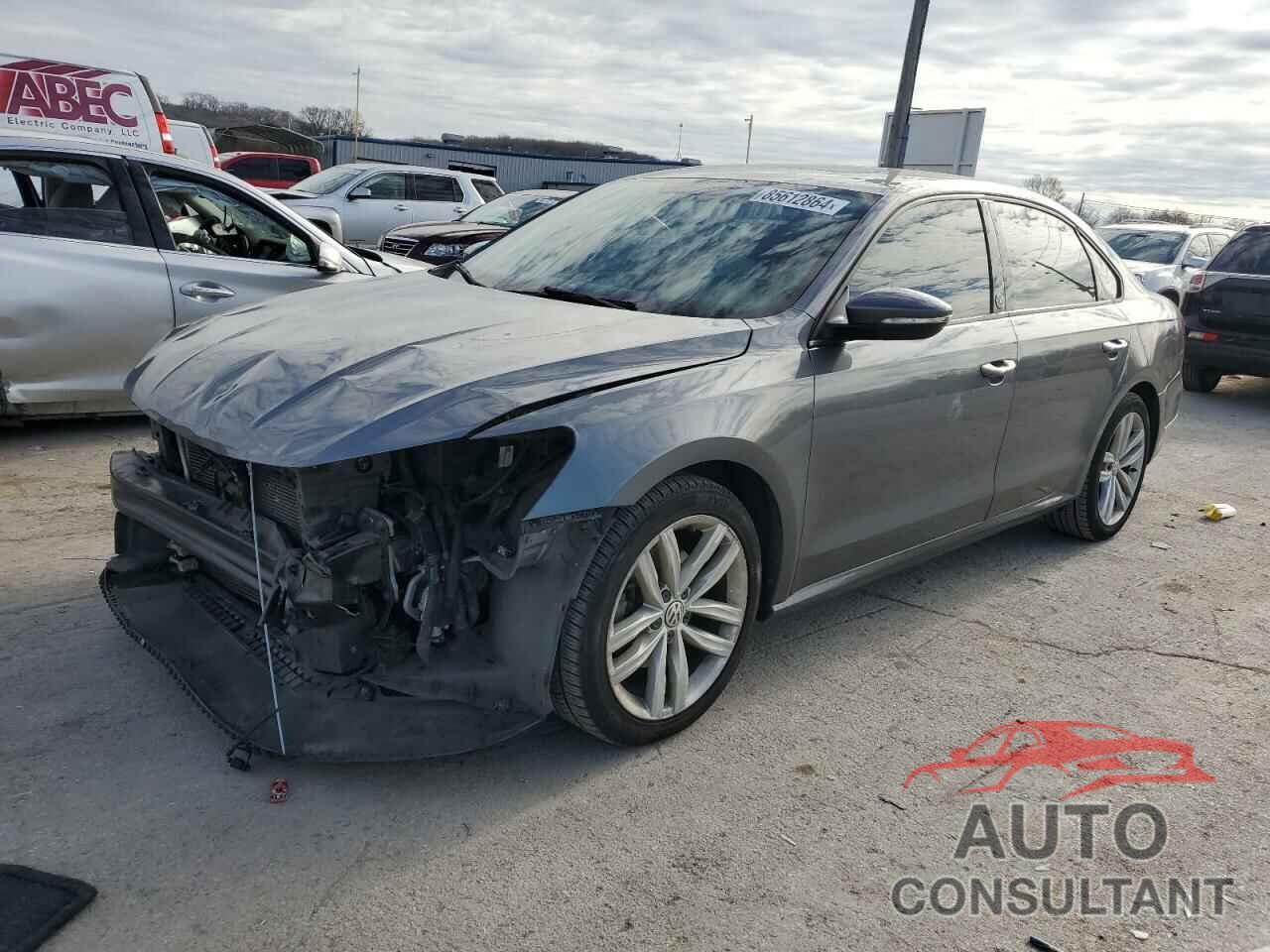VOLKSWAGEN PASSAT 2019 - 1VWLA7A36KC007335