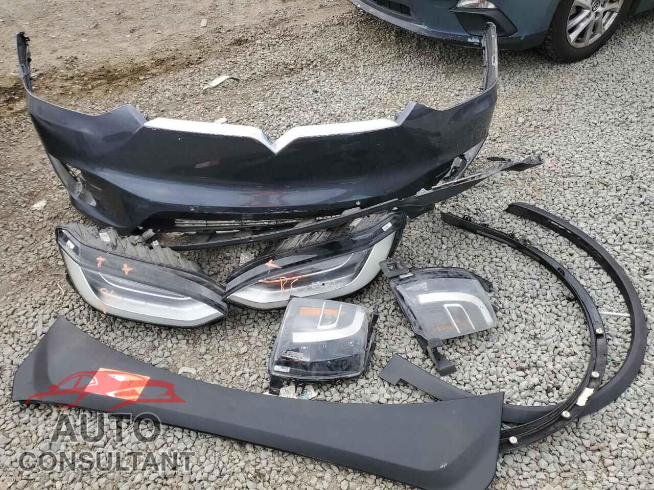 TESLA MODEL X 2017 - 5YJXCBE2XHF066029