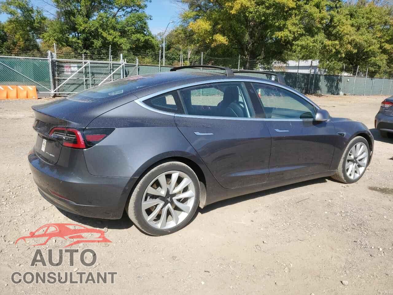 TESLA MODEL 3 2018 - 5YJ3E1EB8JF132618
