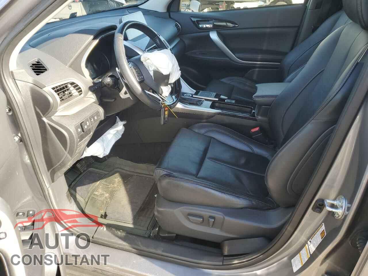 MITSUBISHI ECLIPSE 2018 - JA4AT5AA6JZ061294