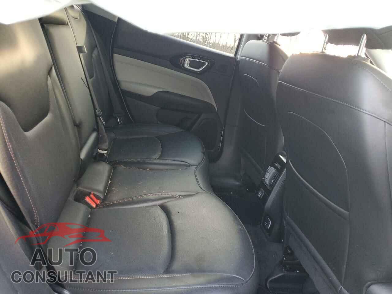 JEEP COMPASS 2022 - 3C4NJDCB2NT169681