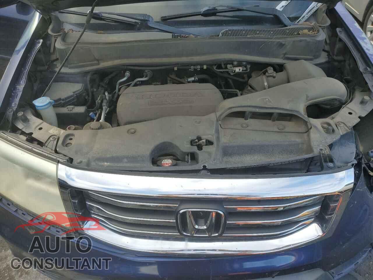 HONDA PILOT 2013 - 5FNYF4H47DB003341