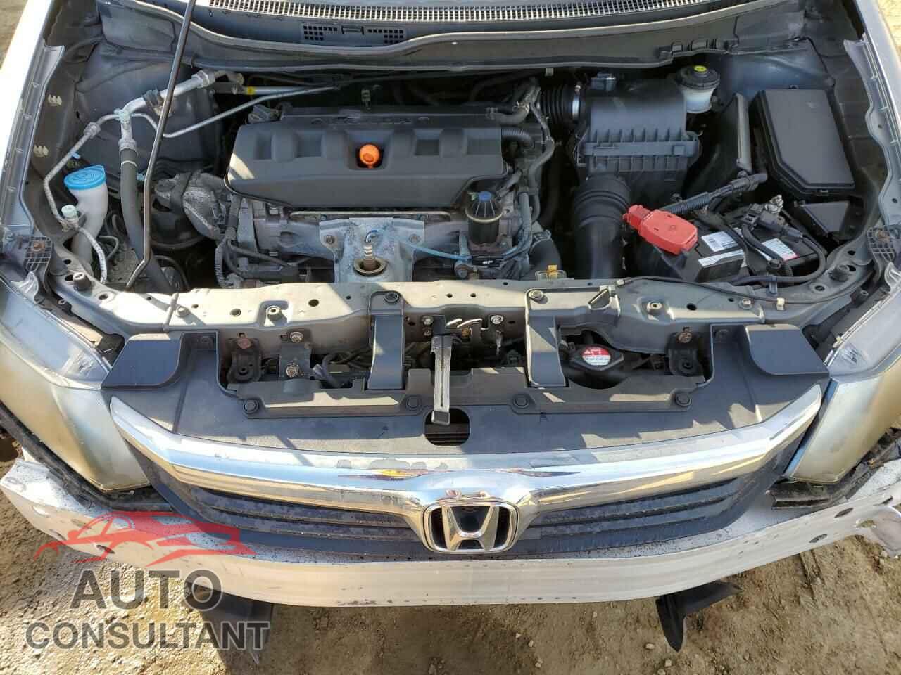 HONDA CIVIC 2012 - 2HGFB2F52CH303396
