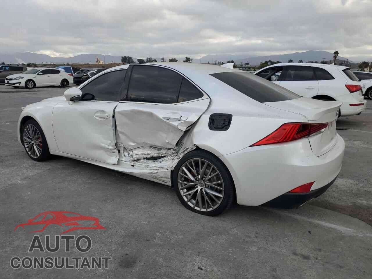 LEXUS IS 2017 - JTHBA1D26H5060479