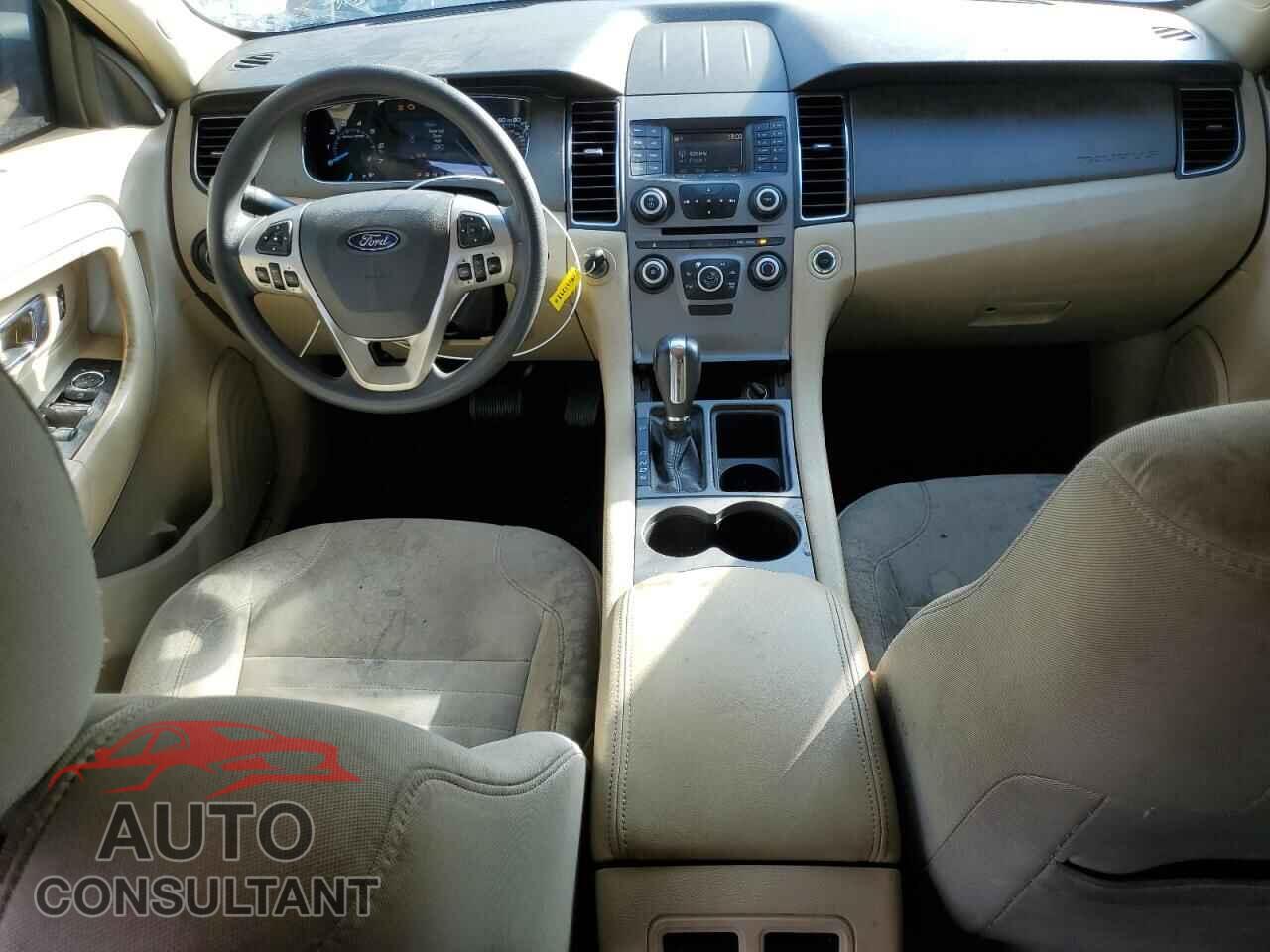 FORD TAURUS 2018 - 1FAHP2D85JG112835