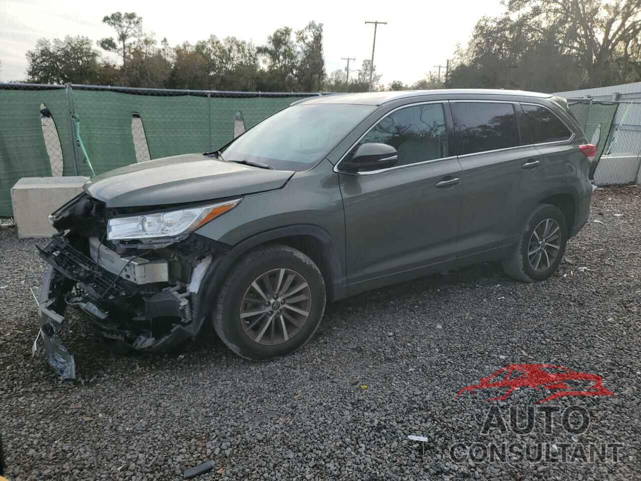 TOYOTA HIGHLANDER 2018 - 5TDKZRFH6JS242550