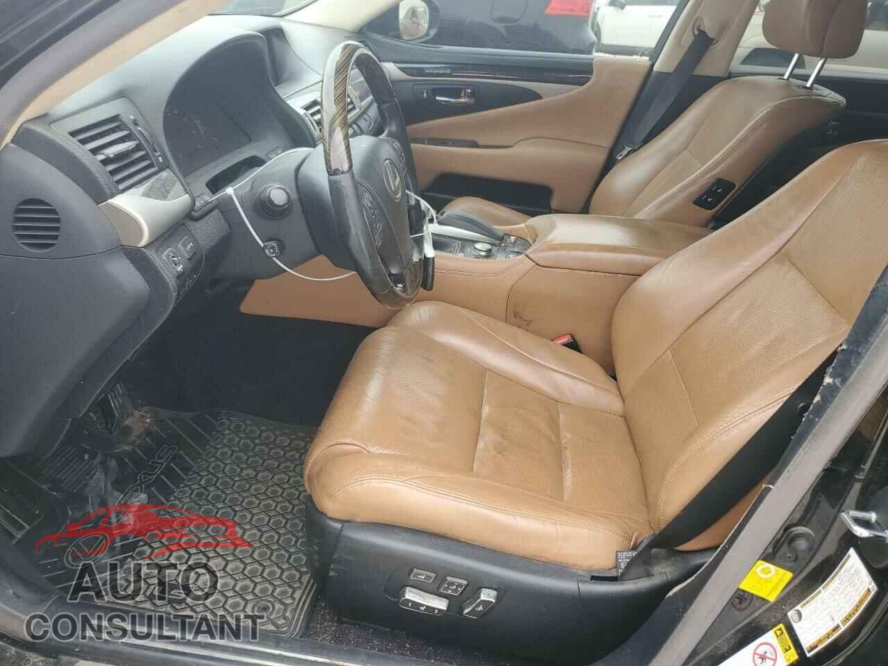LEXUS LS460 2013 - JTHBL5EF3D5116021