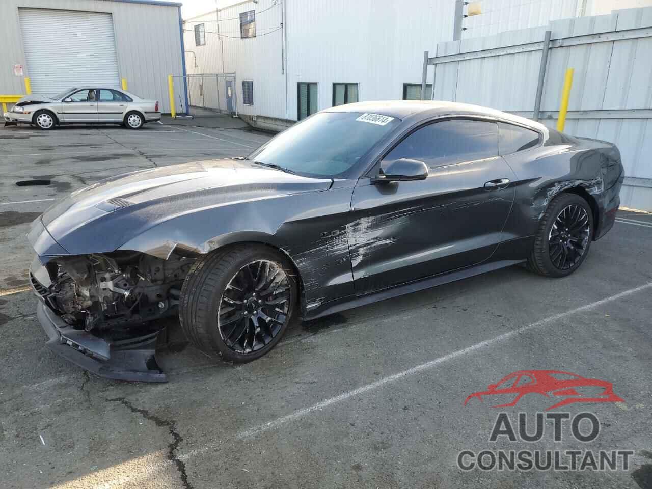 FORD MUSTANG 2018 - 1FA6P8CF1J5123644