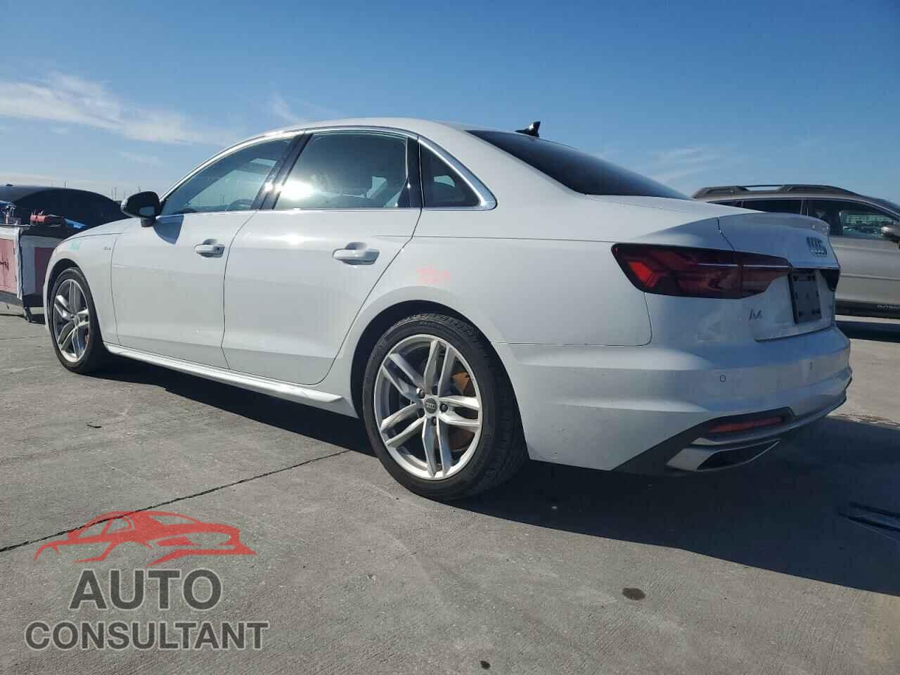 AUDI A4 2023 - WAUDAAF49PN017842