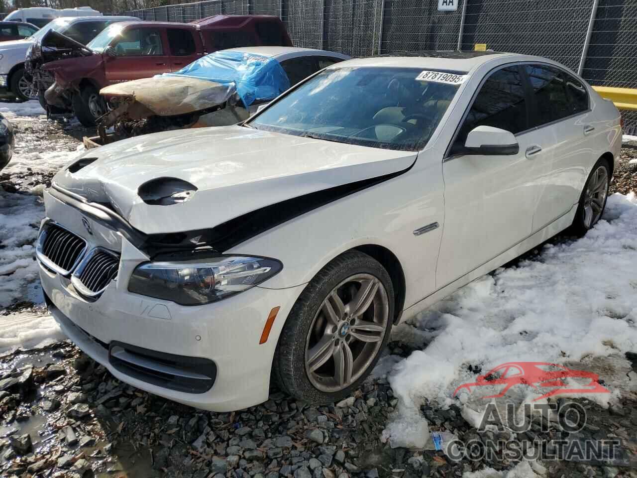 BMW 5 SERIES 2014 - WBAXA5C5XED690305