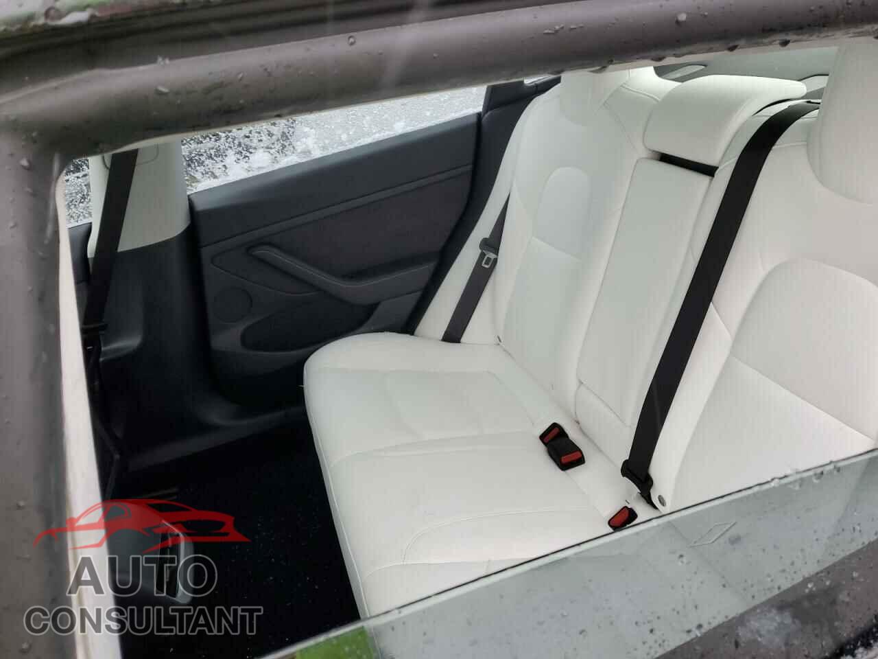 TESLA MODEL 3 2021 - 5YJ3E1EB2MF980711
