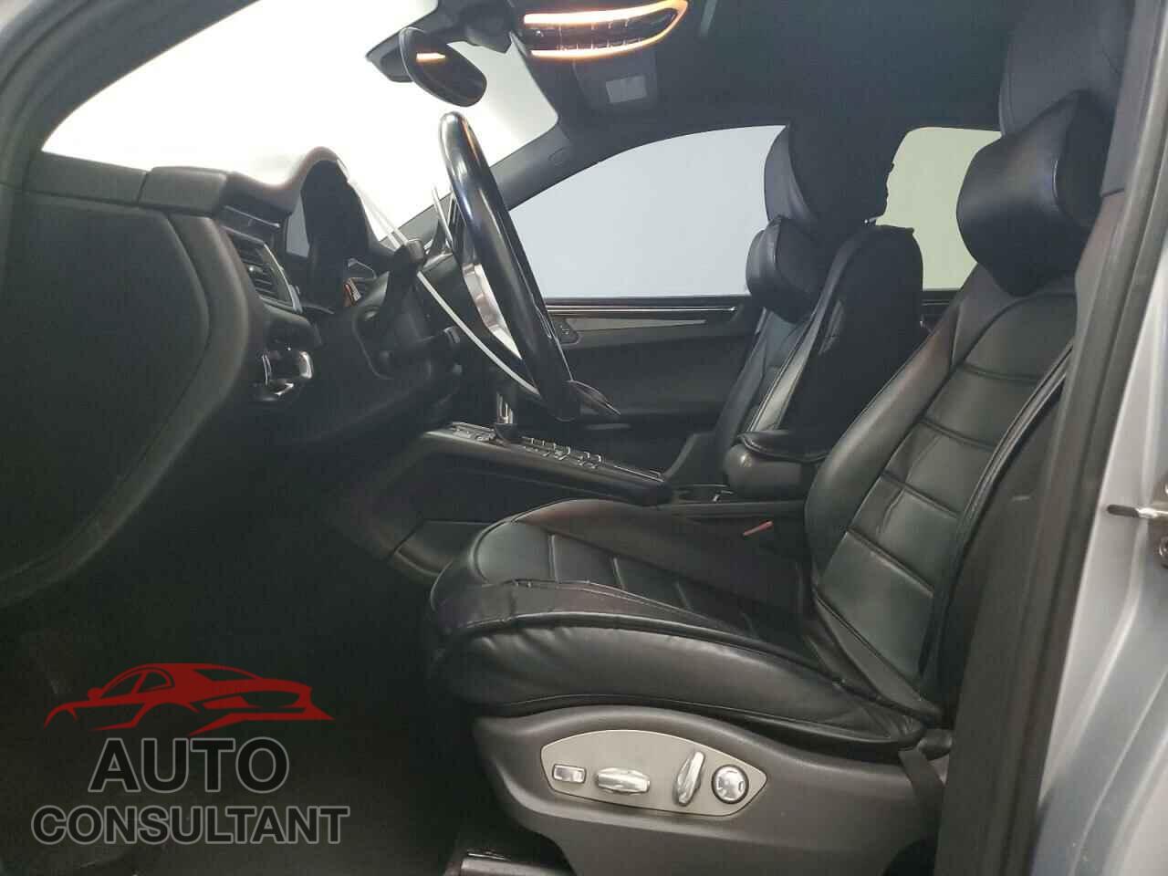 PORSCHE MACAN 2015 - WP1AB2A57FLB53839