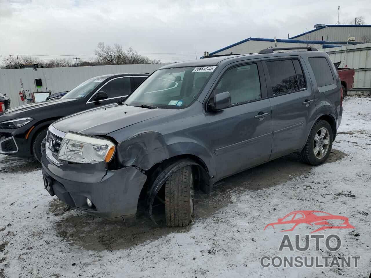 HONDA PILOT 2013 - 5FNYF4H47DB038560