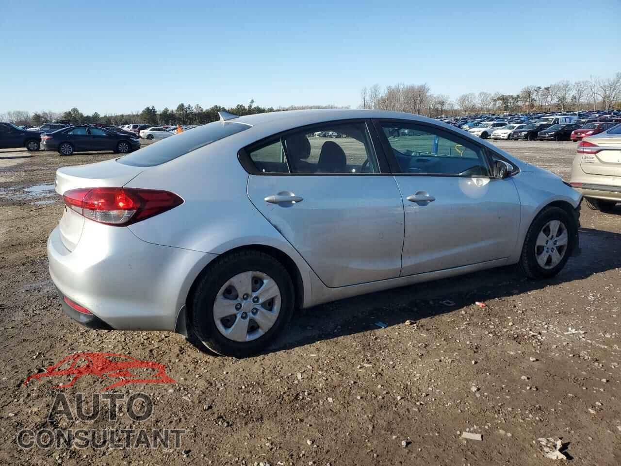 KIA FORTE 2017 - 3KPFK4A70HE085609
