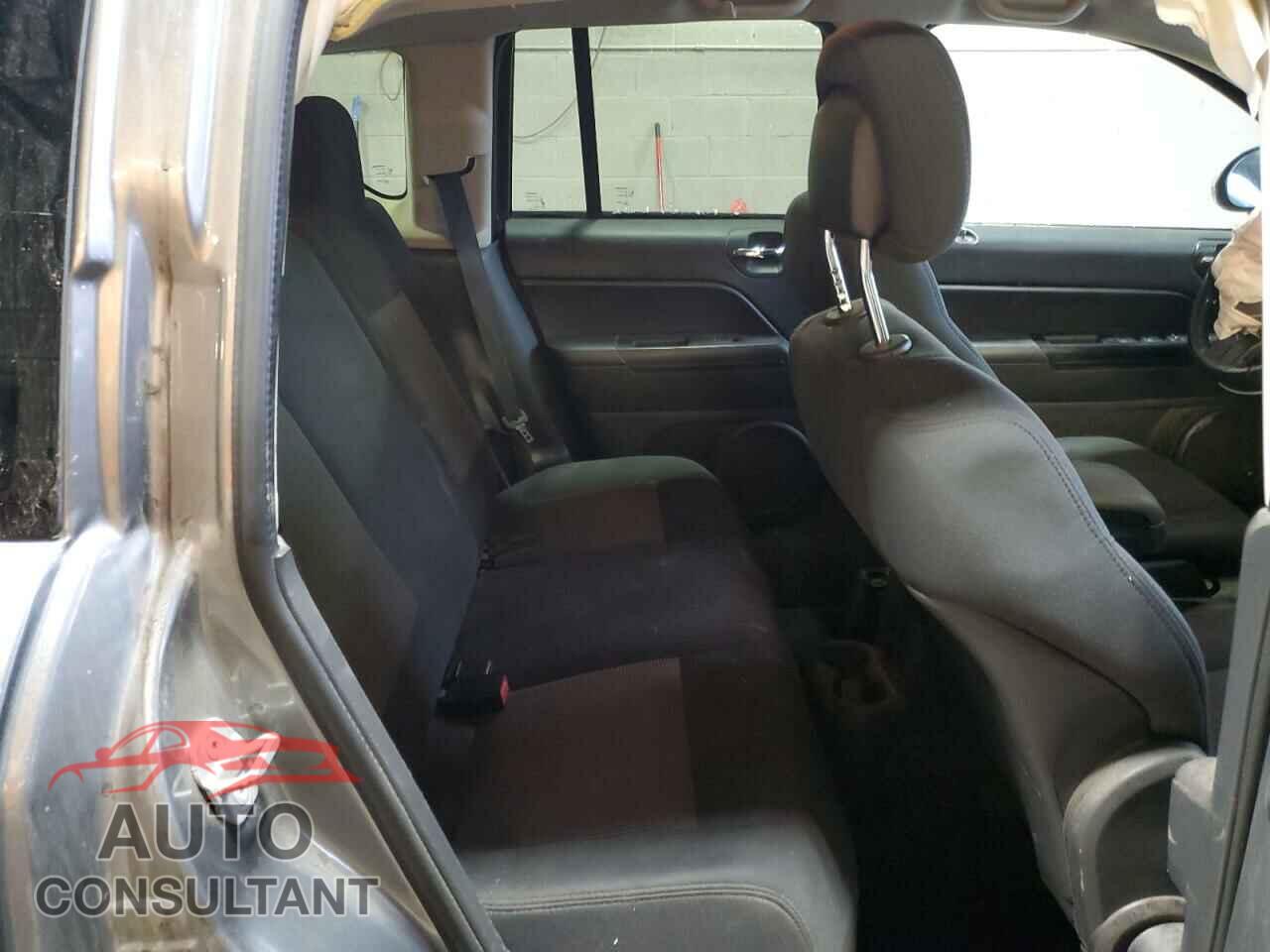 JEEP COMPASS 2013 - 1C4NJCEB7DD276124