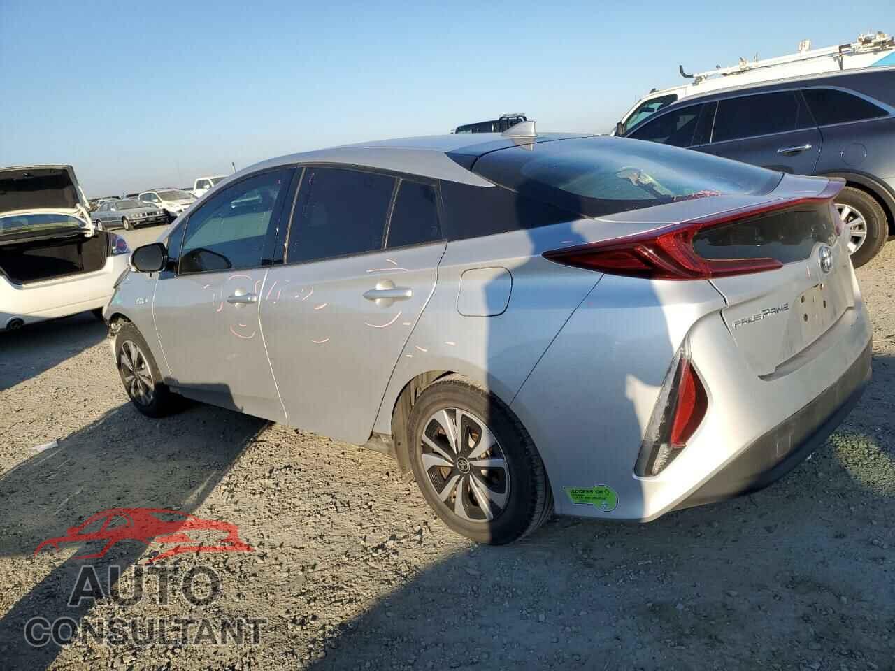 TOYOTA PRIUS 2018 - JTDKARFP3J3078657