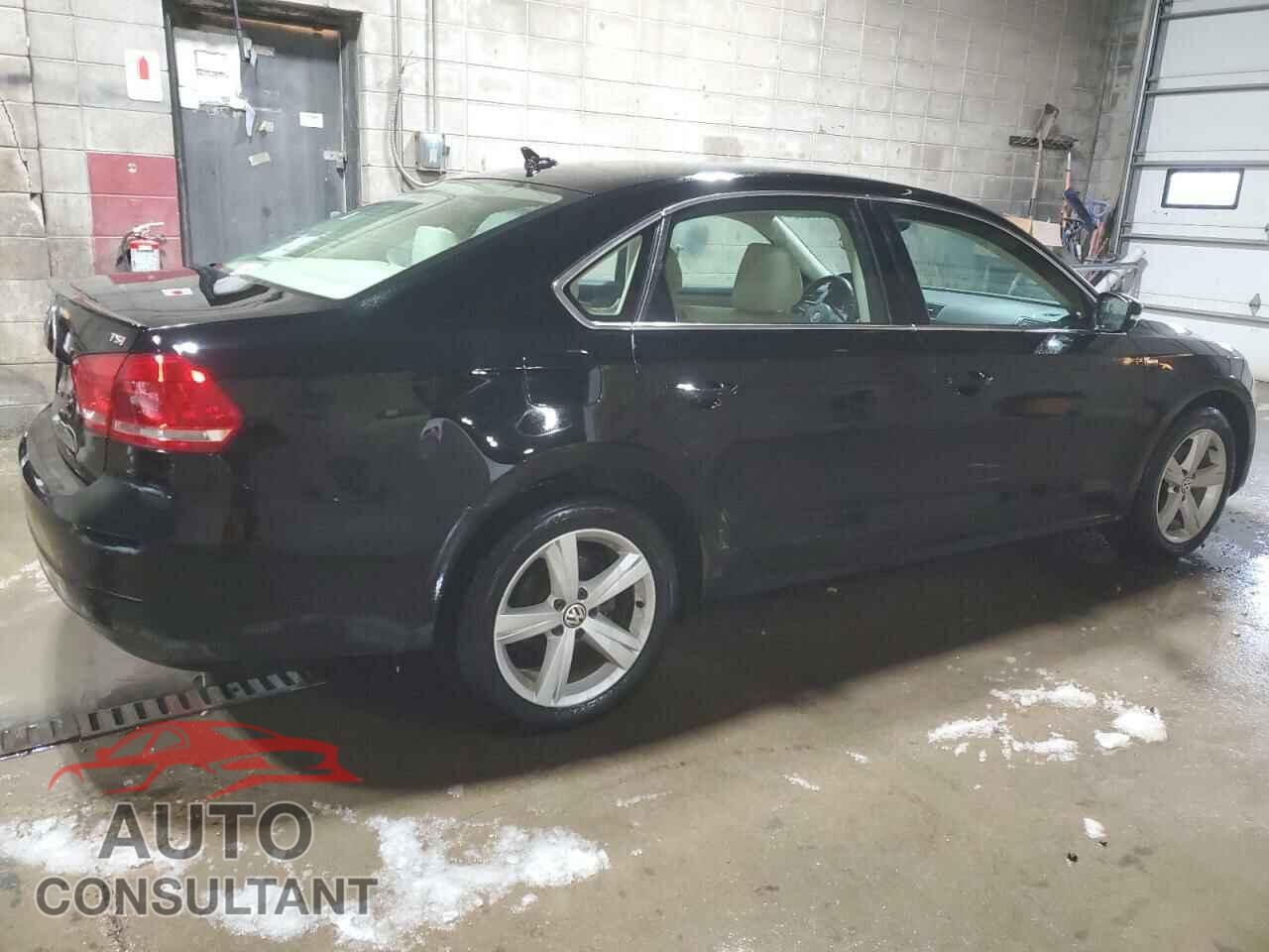 VOLKSWAGEN PASSAT 2014 - 1VWAT7A36EC057741