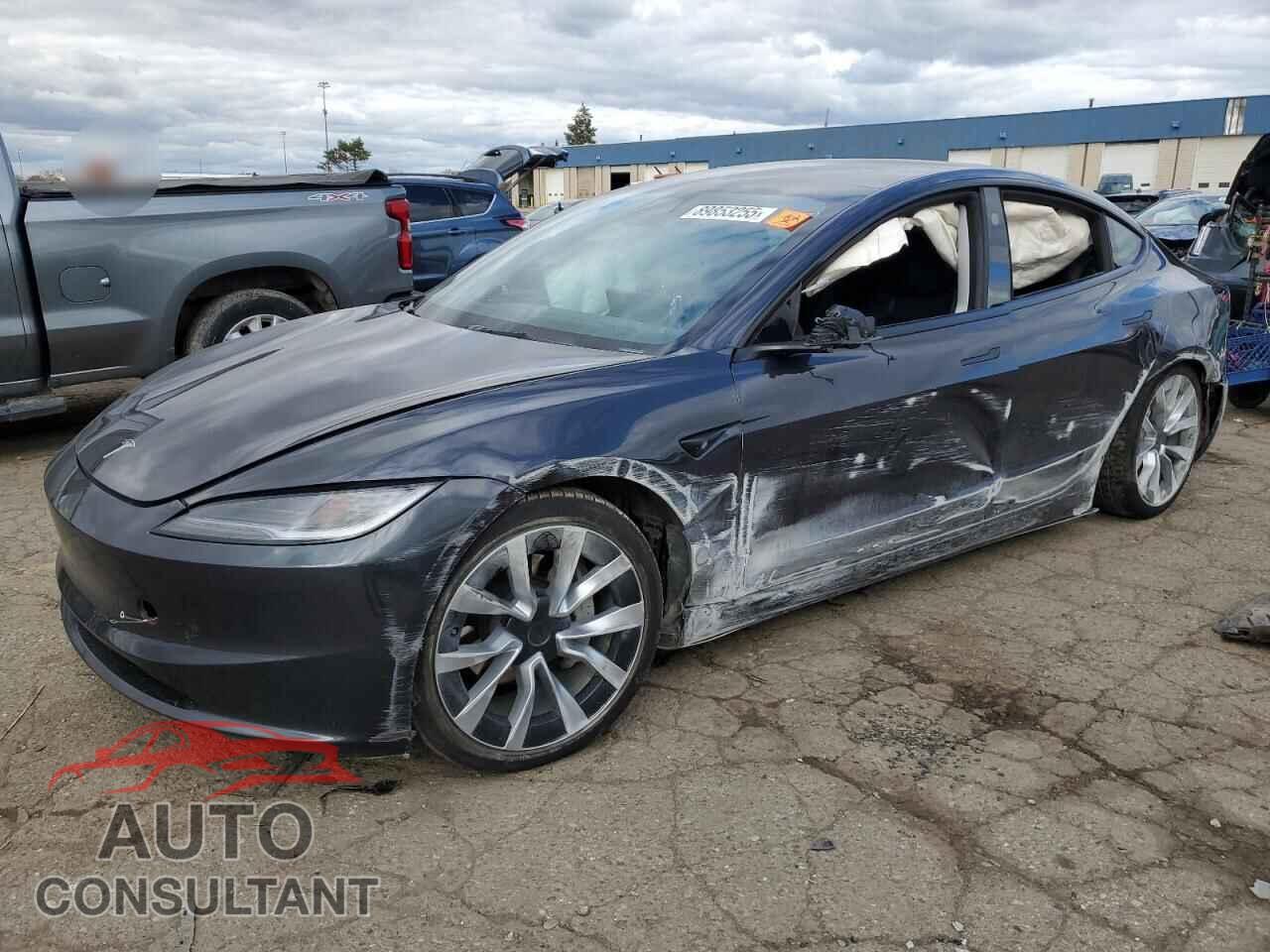 TESLA MODEL 3 2024 - 5YJ3E1EB2RF798417