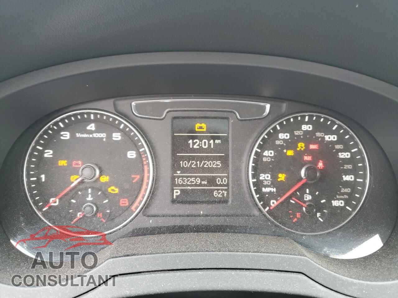 AUDI Q3 2017 - WA1ECCFS2HR012885