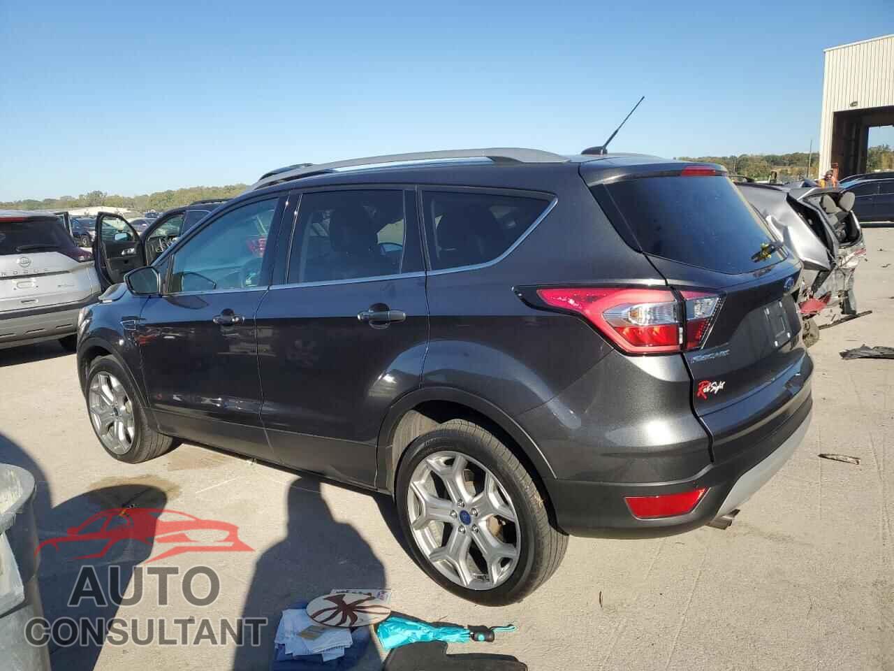 FORD ESCAPE 2017 - 1FMCU9JD0HUD20183