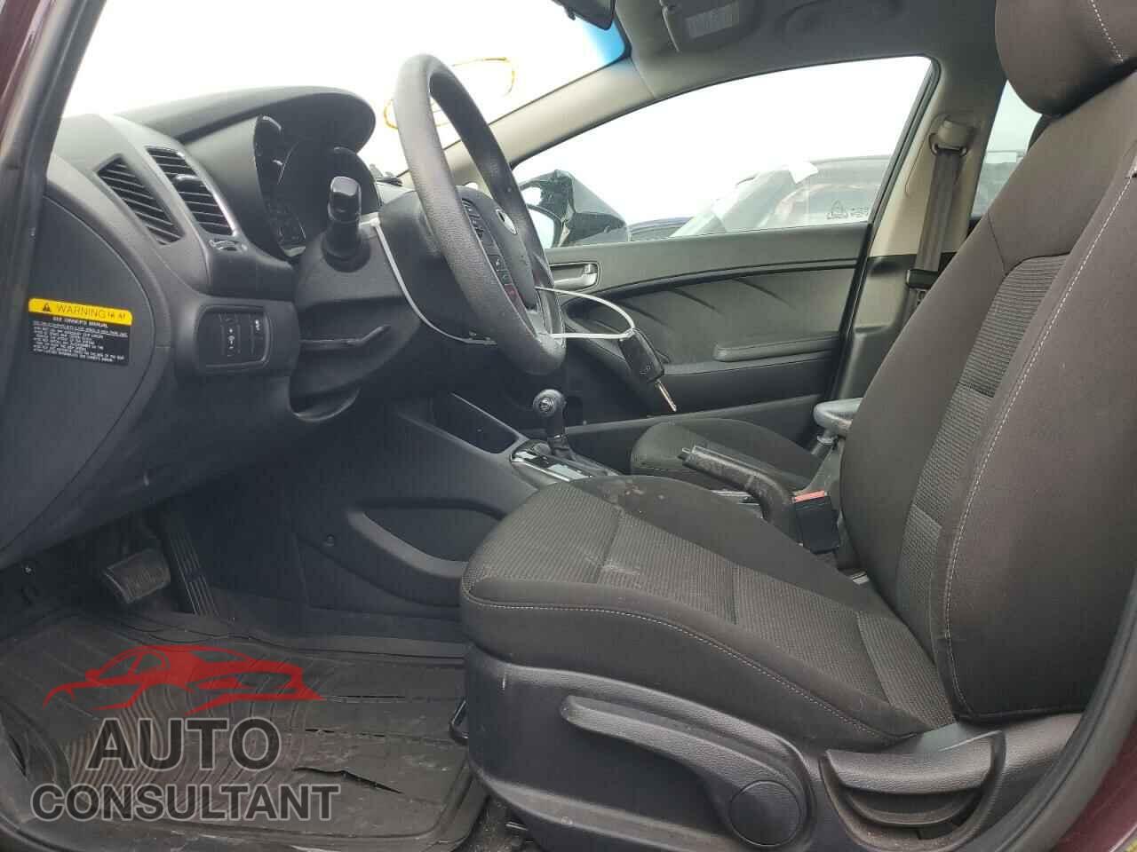 KIA FORTE 2017 - 3KPFK4A75HE089686