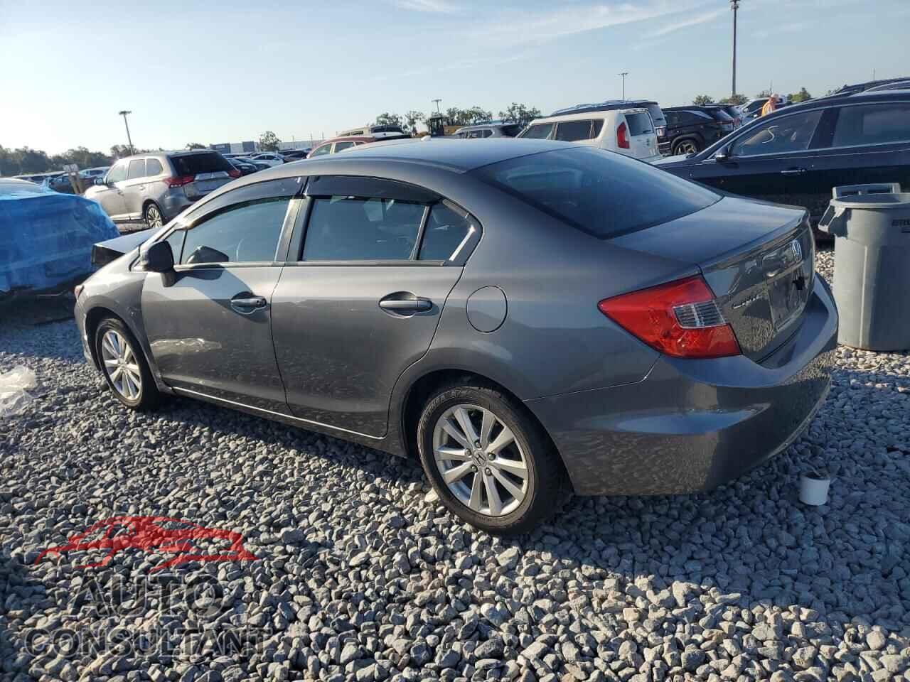 HONDA CIVIC 2012 - 19XFB2F88CE006962