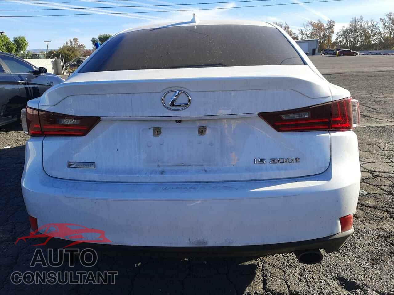 LEXUS IS 2016 - JTHBA1D23G5018768