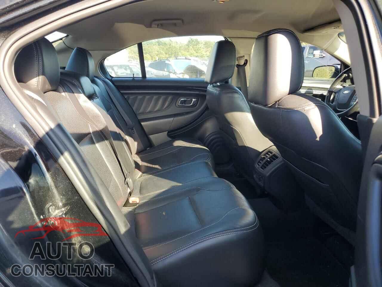 FORD TAURUS 2011 - 1FAHP2FW6BG105681