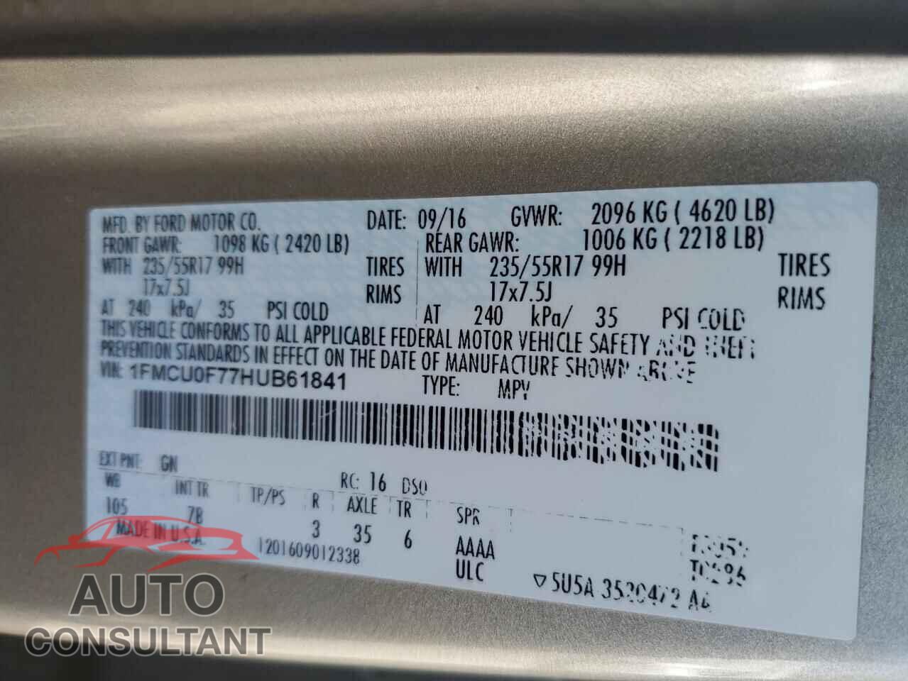 FORD ESCAPE 2017 - 1FMCU0F77HUB61841