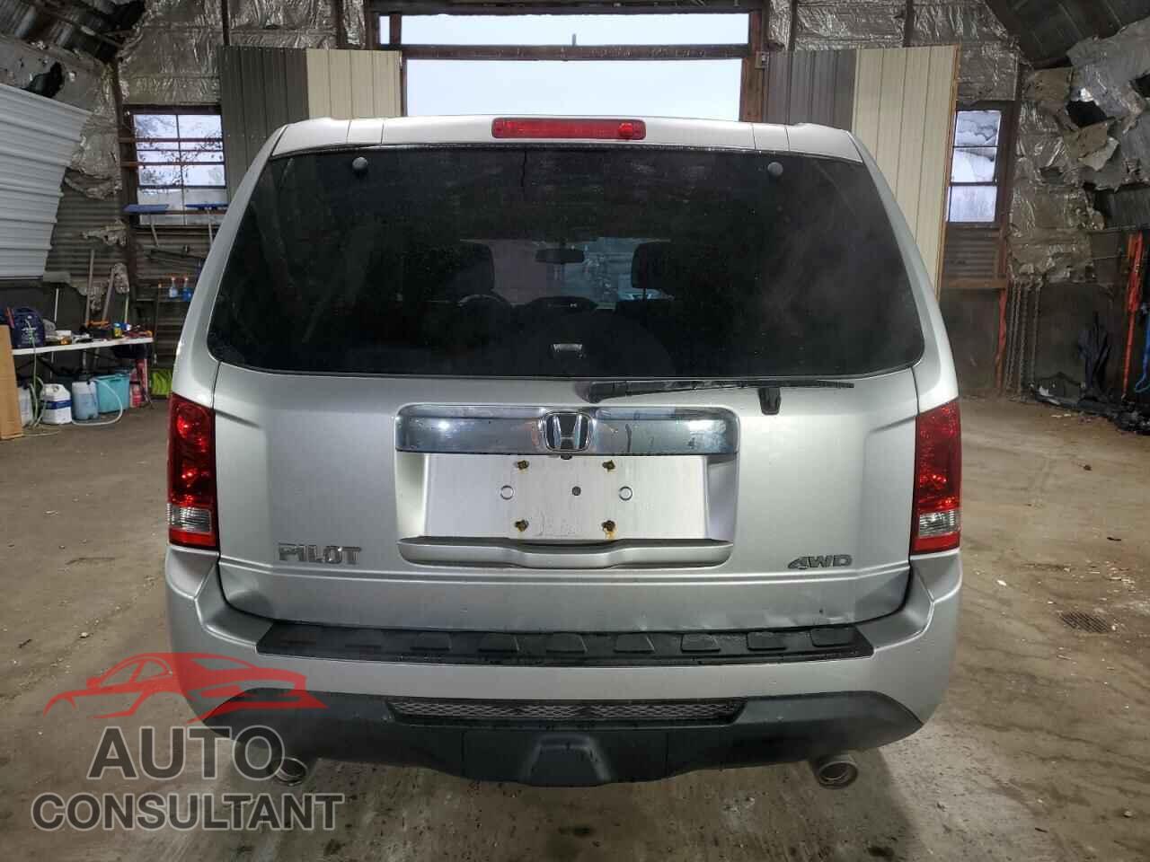 HONDA PILOT 2013 - 5FNYF4H57DB058512