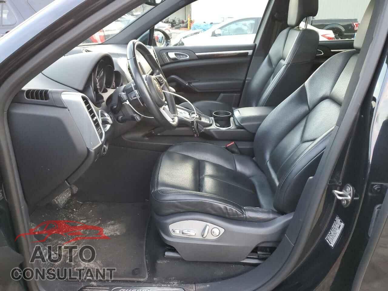 PORSCHE CAYENNE 2016 - WP1AA2A21GLA08807
