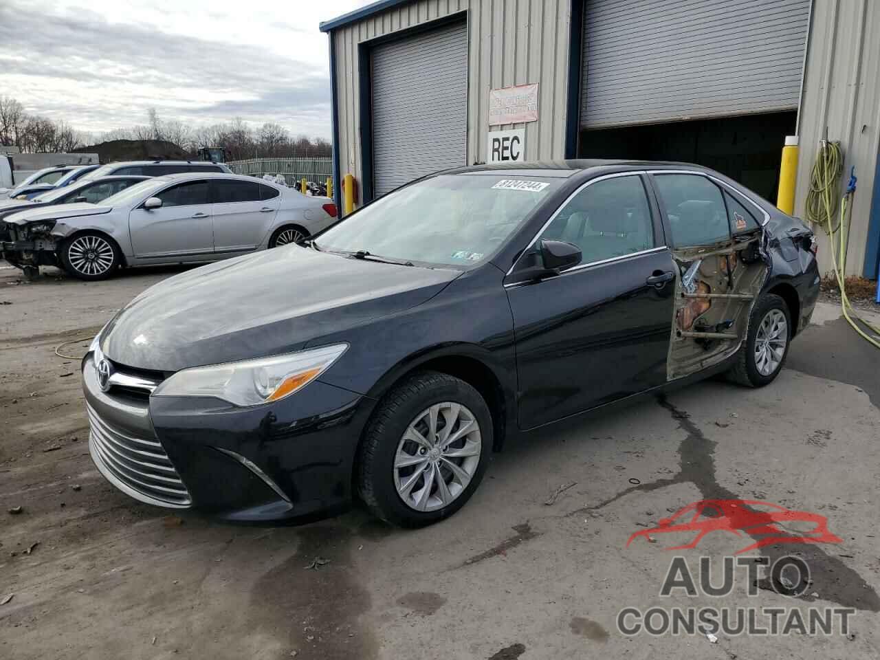 TOYOTA CAMRY 2016 - 4T4BF1FK5GR517109