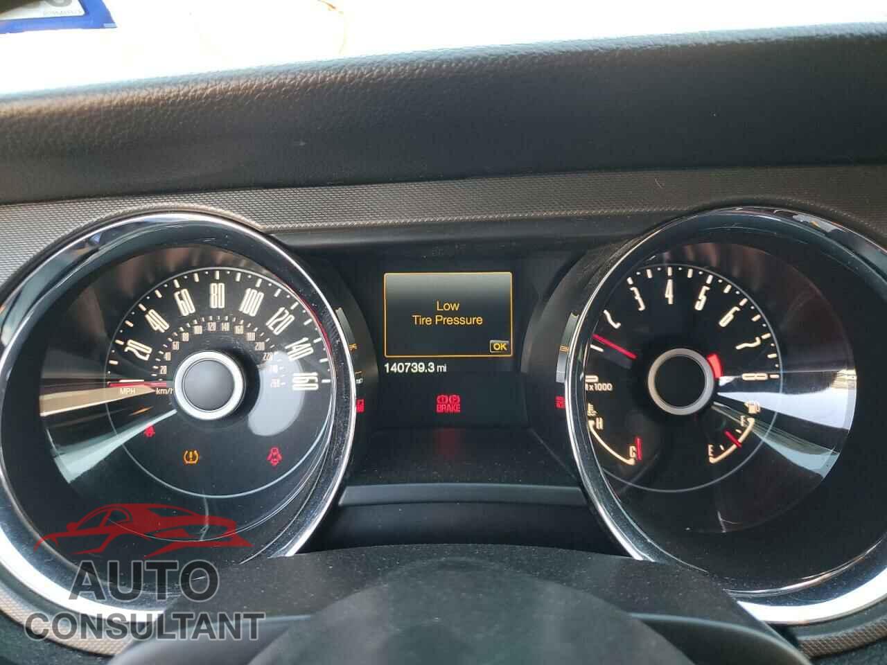 FORD MUSTANG 2014 - 1ZVBP8CF5E5265961