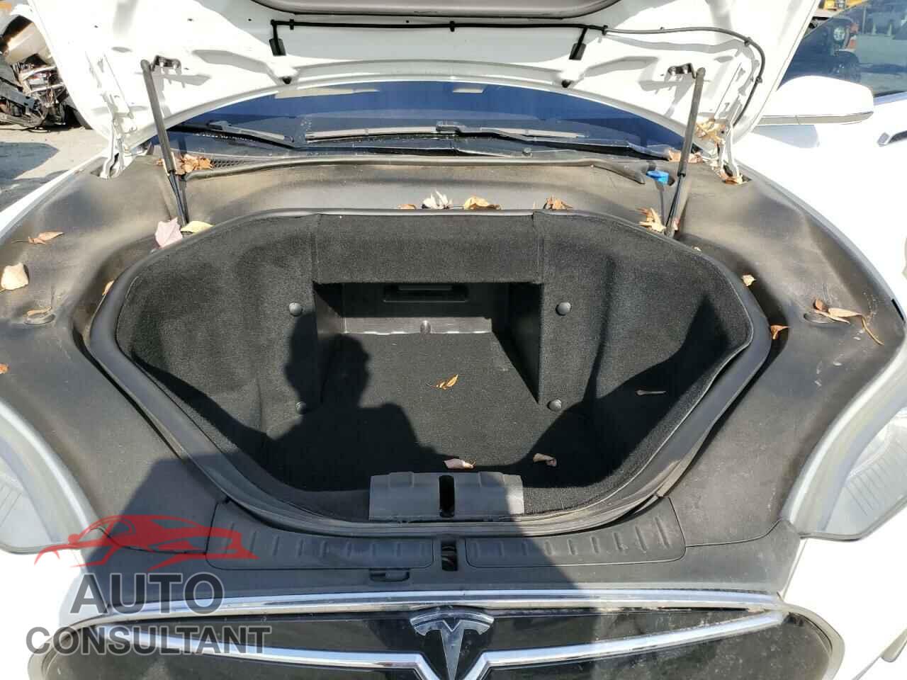 TESLA MODEL 3 2013 - 5YJSA1CN4DFP23103