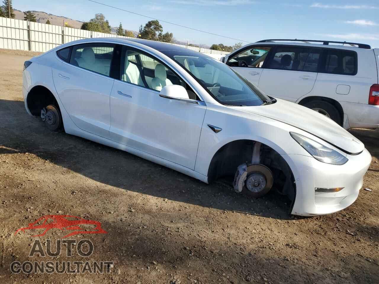 TESLA MODEL 3 2018 - 5YJ3E1EB3JF074949